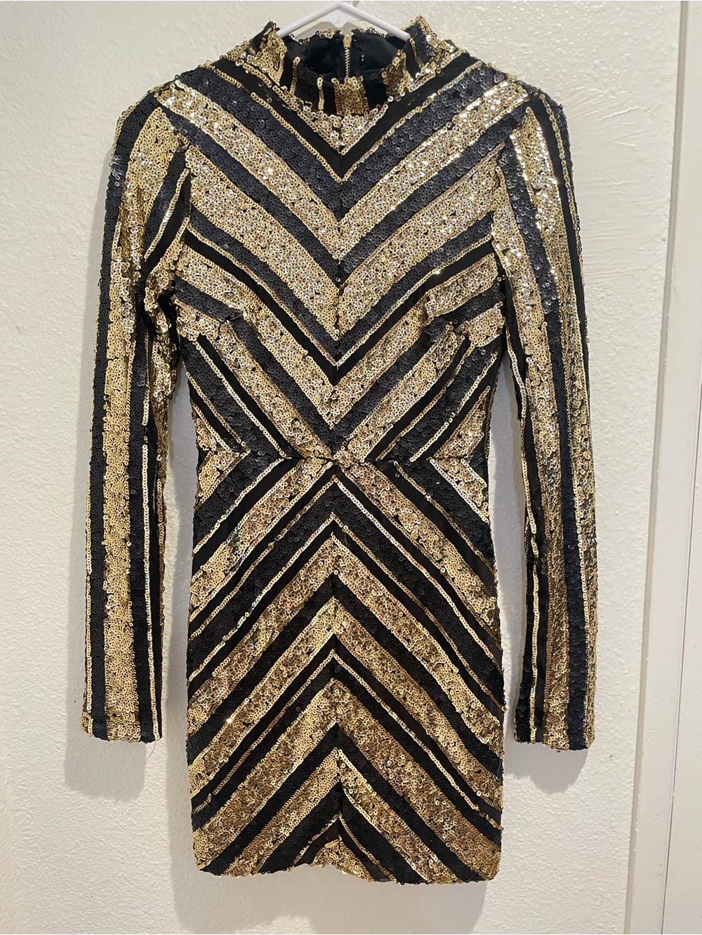 ✨ The Sang Gold Sequin Chevron Bodycon Dress ✨ Long Sleeve High Neck Party S